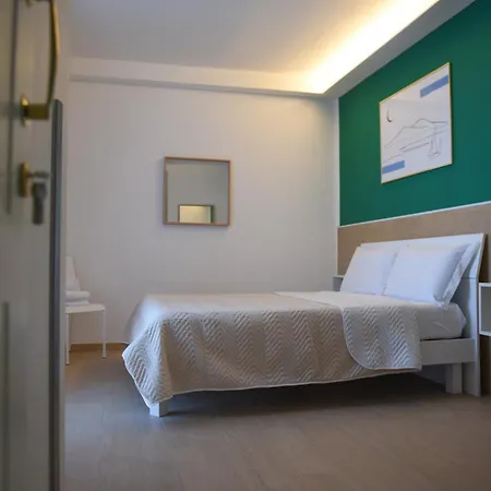 Gate Bed & Breakfast 2*