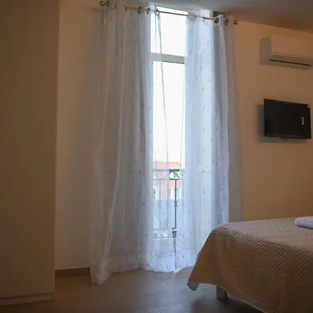 Gate B&B