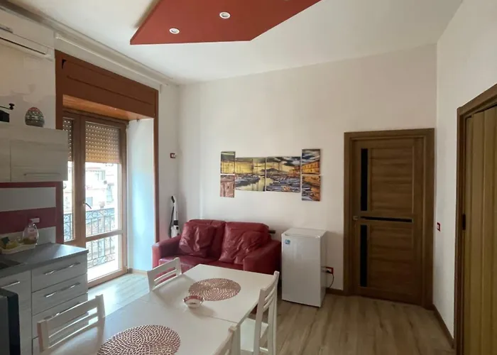 Gate 4* Неаполь